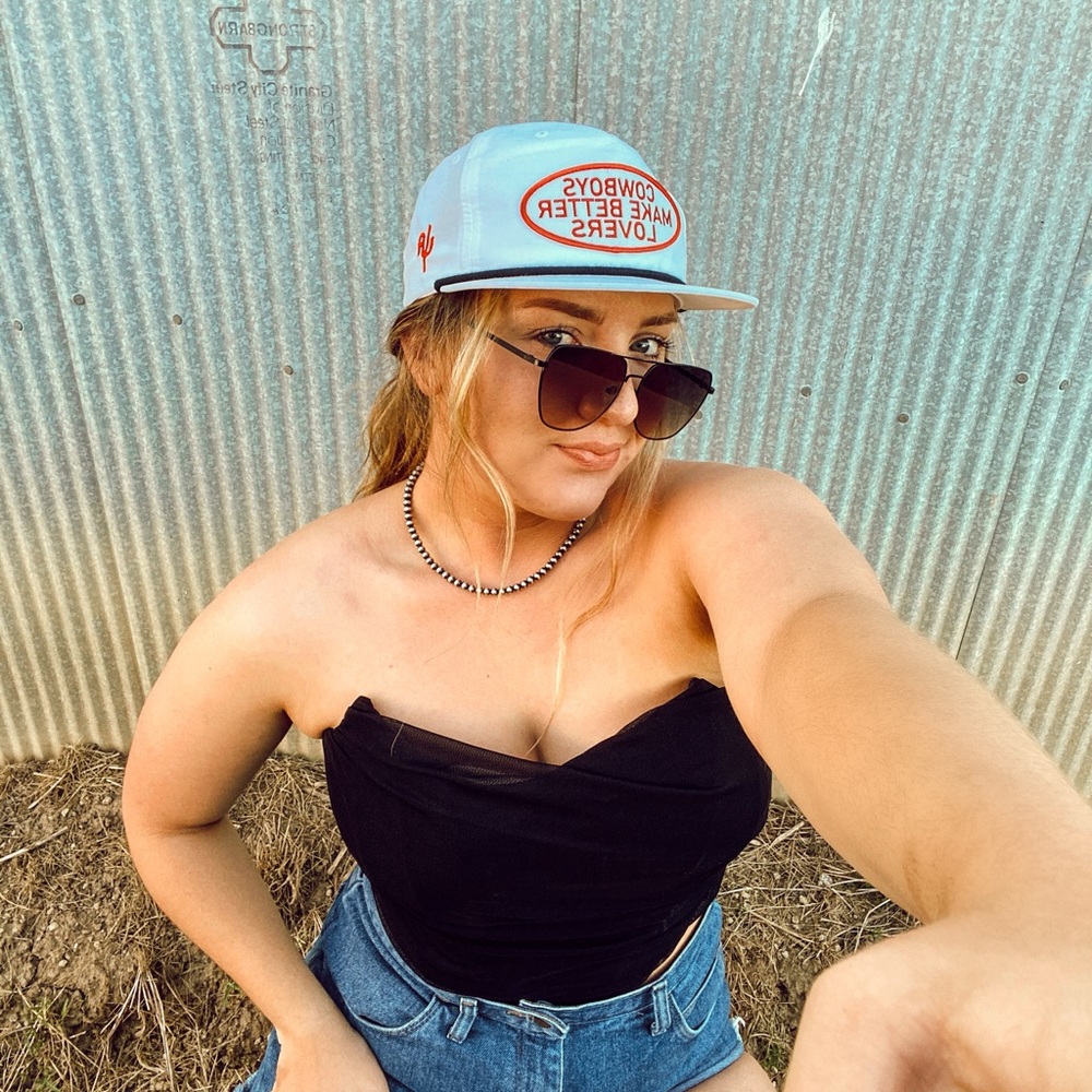 Meet your Posher, Mckenzie